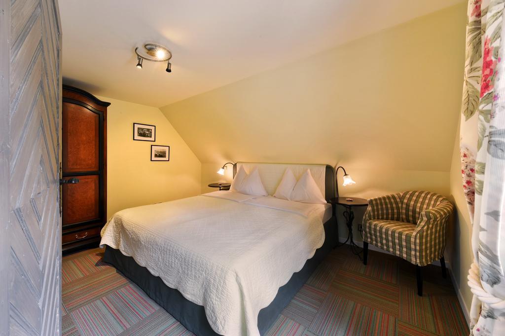 Romantik Hotel Schwan Horgen Buitenkant foto