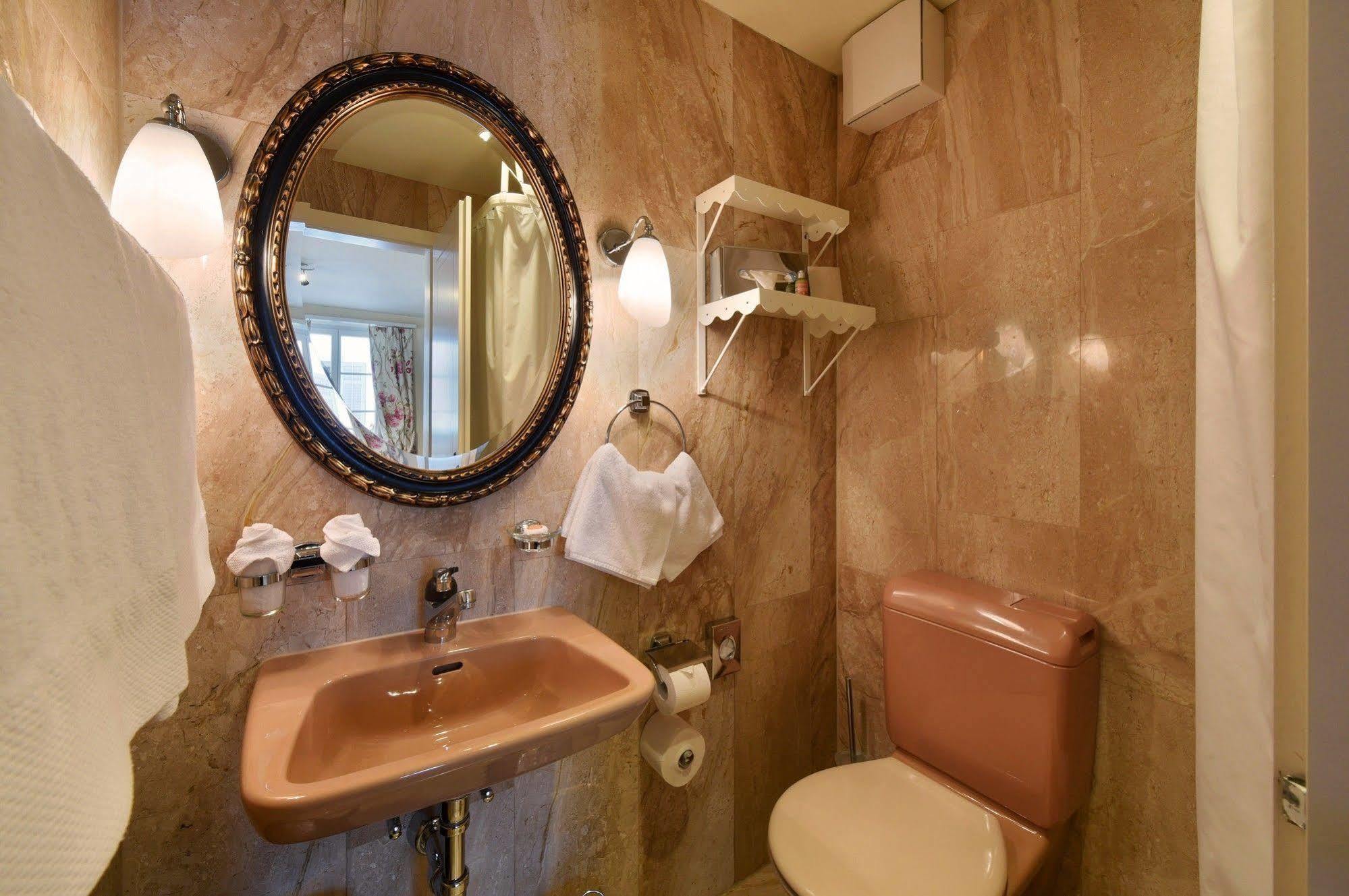 Romantik Hotel Schwan Horgen Buitenkant foto
