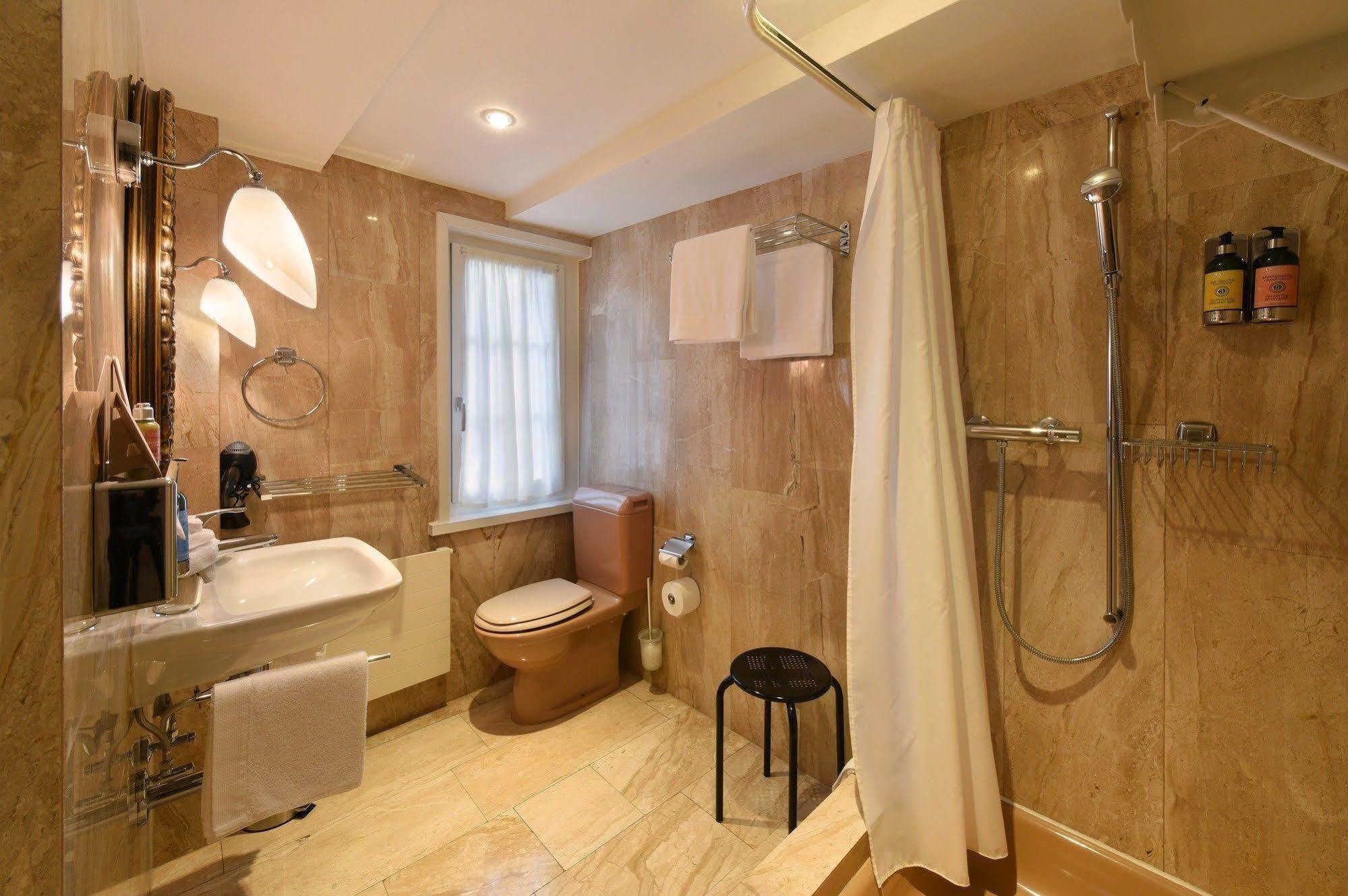 Romantik Hotel Schwan Horgen Buitenkant foto